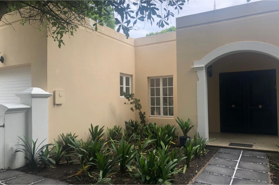 To Let 4 Bedroom Property for Rent in Belvidere Estate Western Cape